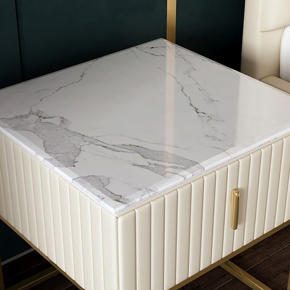 Table de nuit avec dessus en marbre