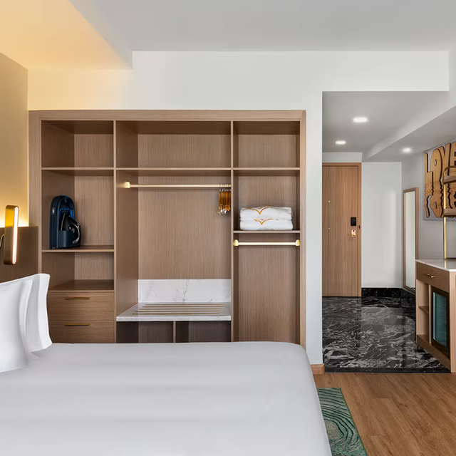 Armoire de chambre d'hôtel moderne avec grand rangement