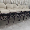 Tabouret de bar incurvé et rembourré de style Holiday Inn avec structure en métal