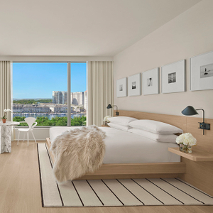 Table de nuit intégrée pour chambre d'hôtel EDITION