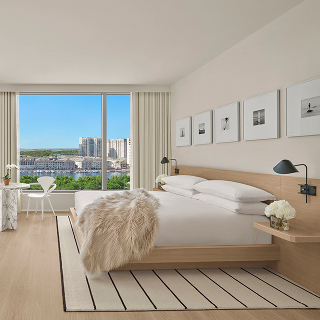 Table de nuit intégrée pour chambre d'hôtel EDITION