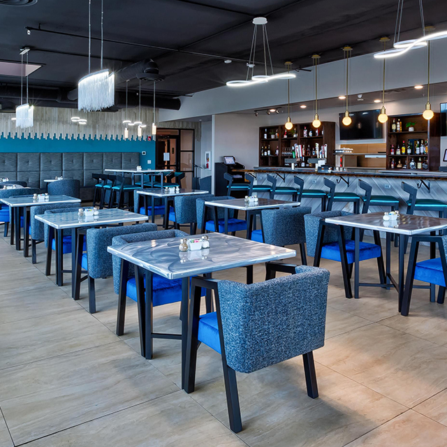 Tables et chaises de salle à manger pour restaurant d'hôtel de style Conrad