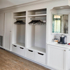 Armoire de suite d'hôtel en placage de bois