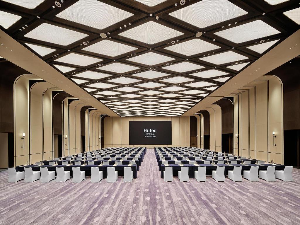 salle des f&ecirc;tes (4)