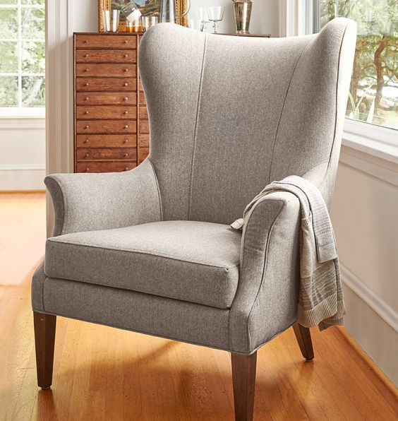 Fauteuil &agrave; oreilles classique
