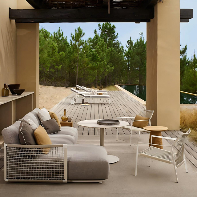 Collection de mobilier d'extérieur d'hôtel de luxe inspirée par un designer pour patio et terrasse