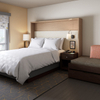 Ensemble de chambre Hilton polyvalent et spacieux