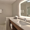 Vanité de salle de bain Signia compacte et moderne