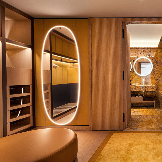 Armoire d'hôtel de style italien pour suites