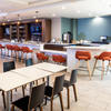 Tables et chaises de salle à manger pour restaurant d'hôtel de style Conrad