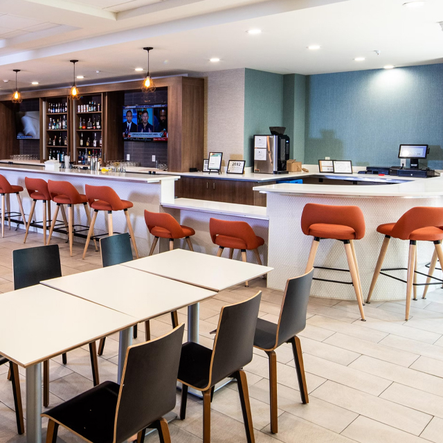 Tables et chaises de salle à manger pour restaurant d'hôtel de style Conrad