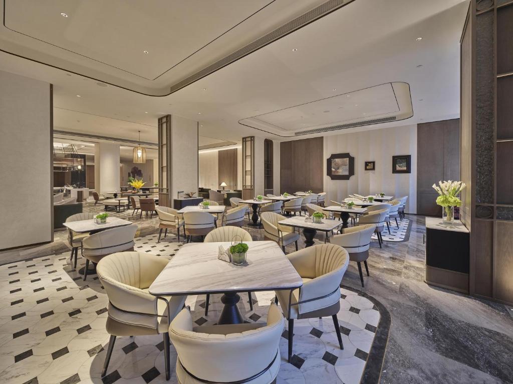 restaurant d'h&ocirc;tel (2)